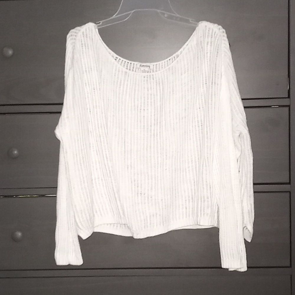 Vintage Hampshire Studios White Lightweight Sweater/Cover Up